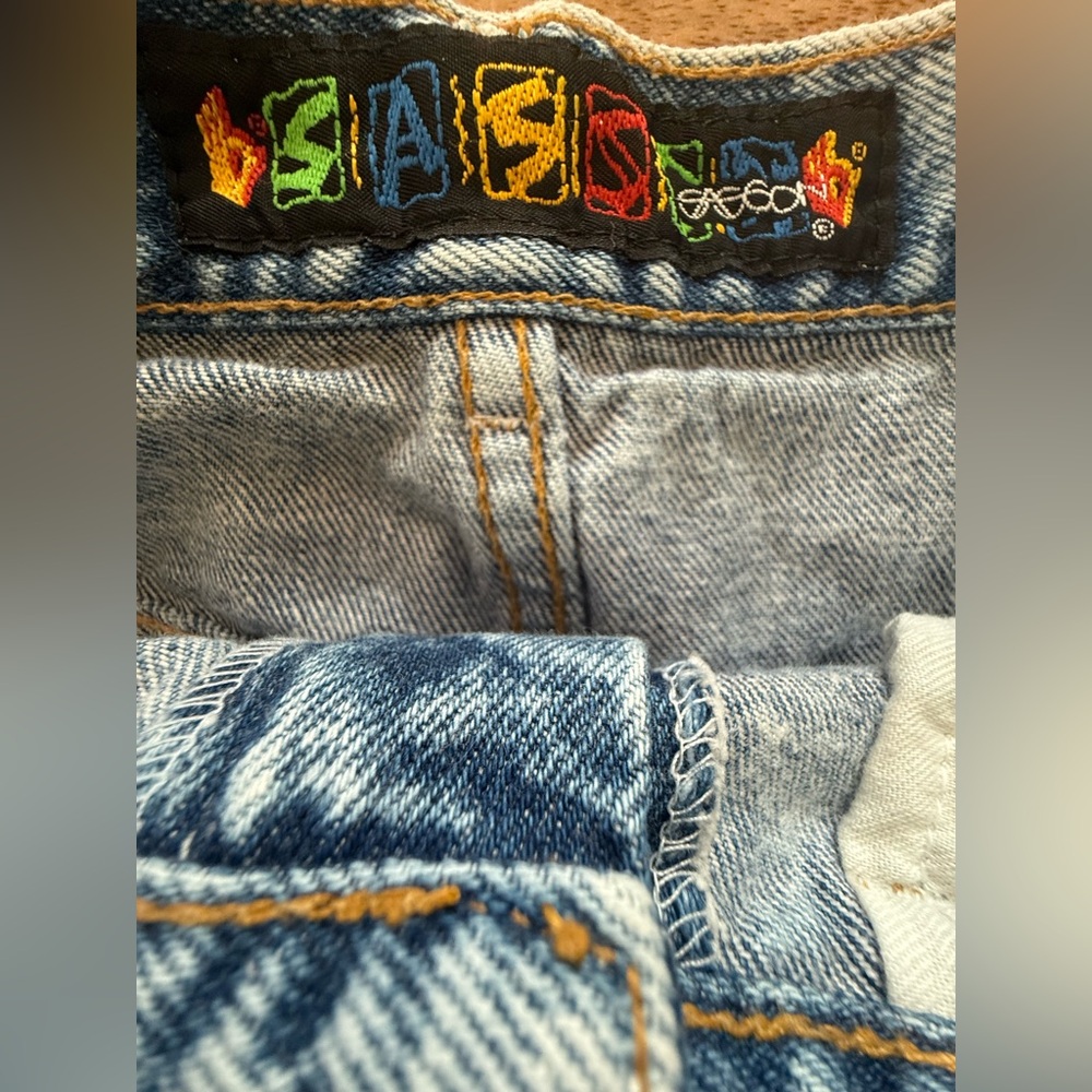 Vintage B Sasson Acid Washed Denim Skirt. Size 9. - Picture 3 of 10
